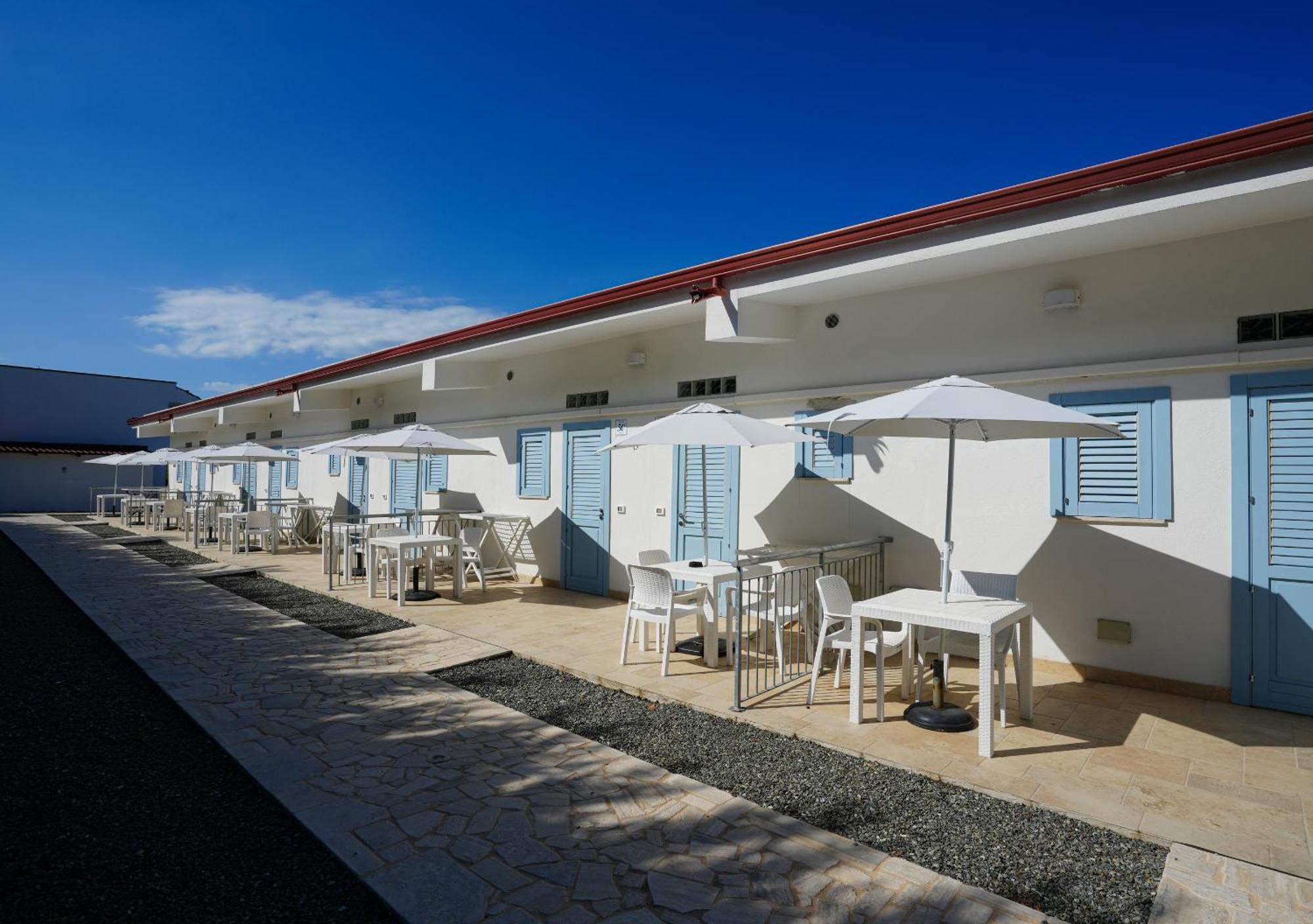 Villaggio Residence Bahja Paola Ngoại thất bức ảnh
